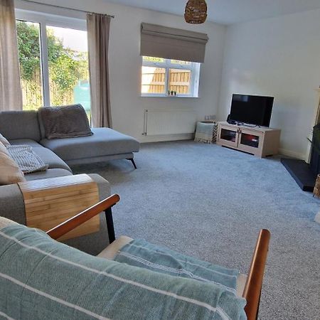 Cashel On The Coast, 3 Bedroom Holiday Home, 밸리캐슬 외부 사진
